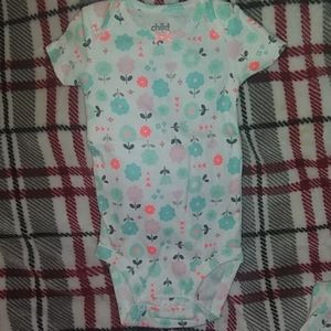 Baby girl onesie size 3/6 months